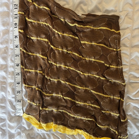 Designer Brown and Yellow Two-Piece Set - Picture 2 of 9